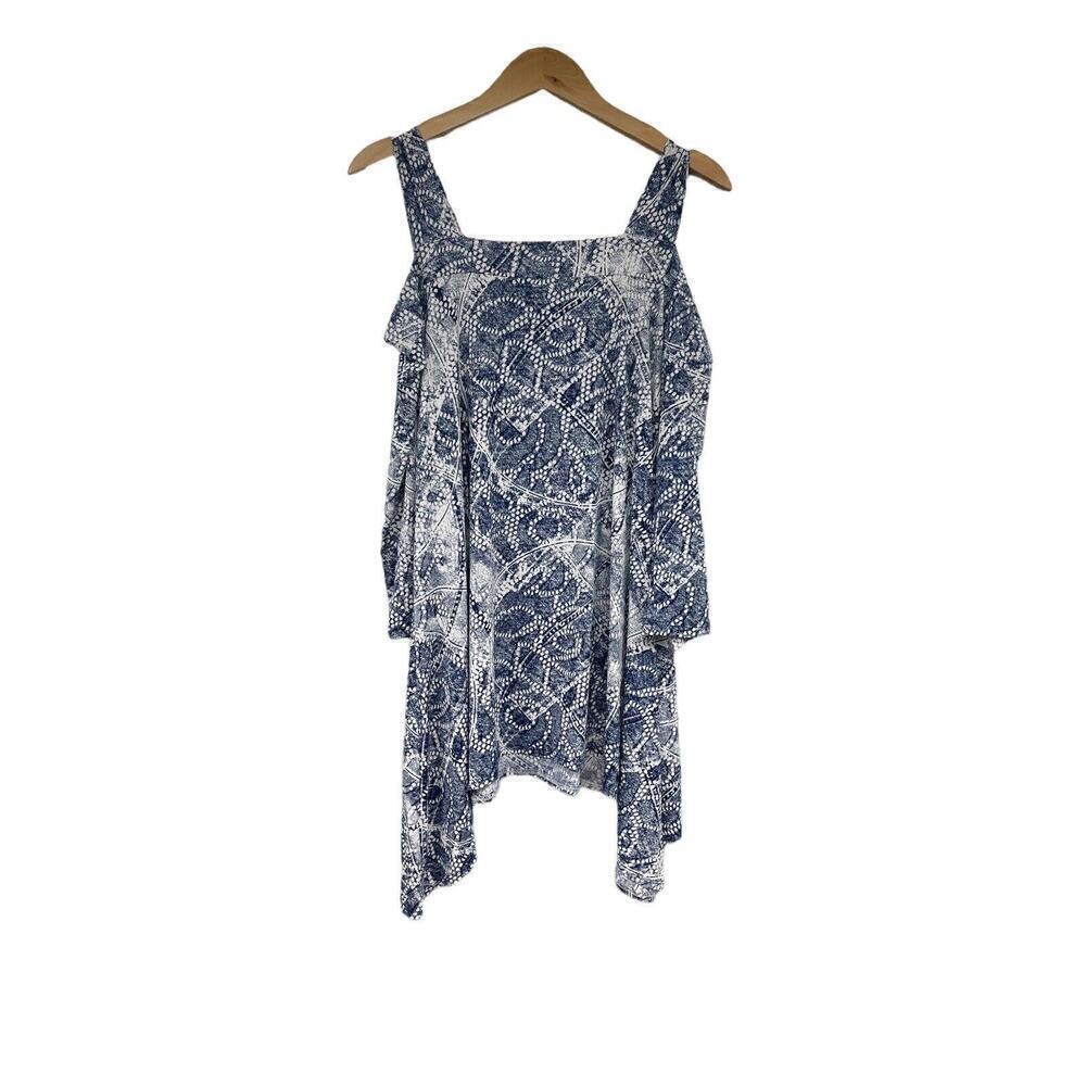 Clara Sun Woo Blue White Patterned Cold Shoulder Sharkbite Hem Top Womens Medium - Picture 3 of 7
